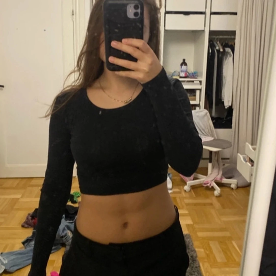 Svart croppad topp - 90