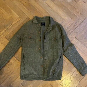 Hansen & jacob overshirt - Overshirt i S, bra skick priset kan dras ner vid snabb affär