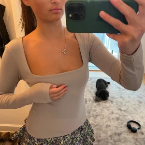 Snygg tröja  - Så snygg tröja, beige/brun