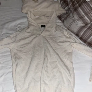 Massimo Dutti tröja - Fint skick och väldigt elegant