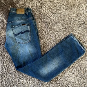 Nudie Jeans - Säljer dessa trendiga Nudie Jeansen🔥| storlek 31/32 | hör av er vid minsta fundering!👊 