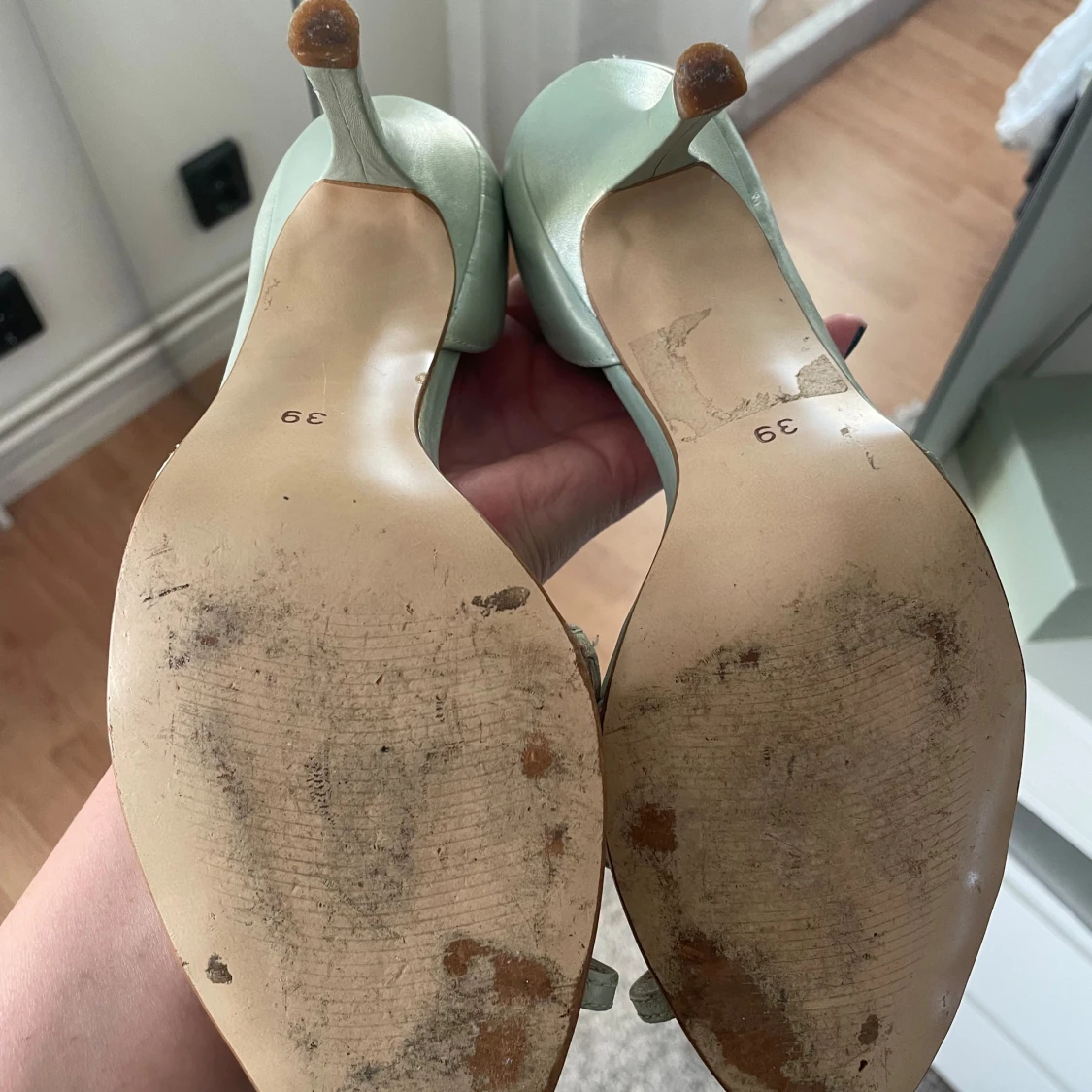 Klackar med rosett  - 91