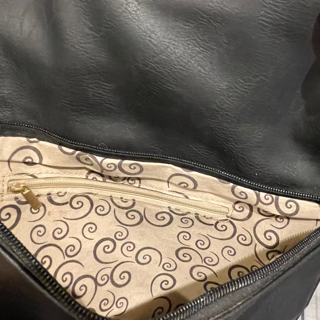 Moschino väska - 91