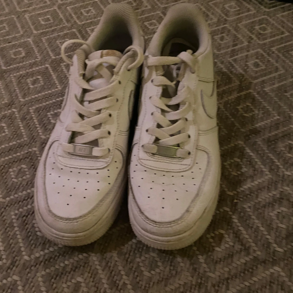 Vita Nike Air Force sneakers