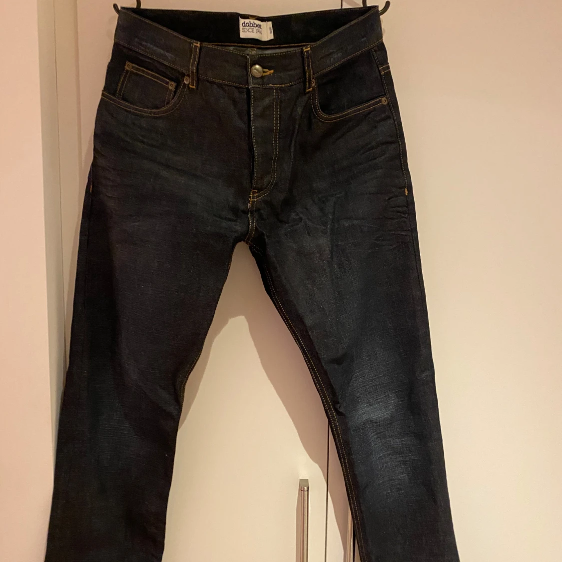 Mörkblå jeans från dobber