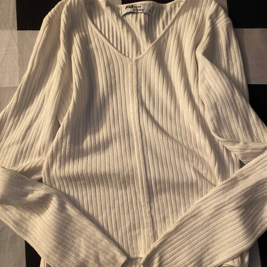 Vit ribbad tröja från Bershka - 91