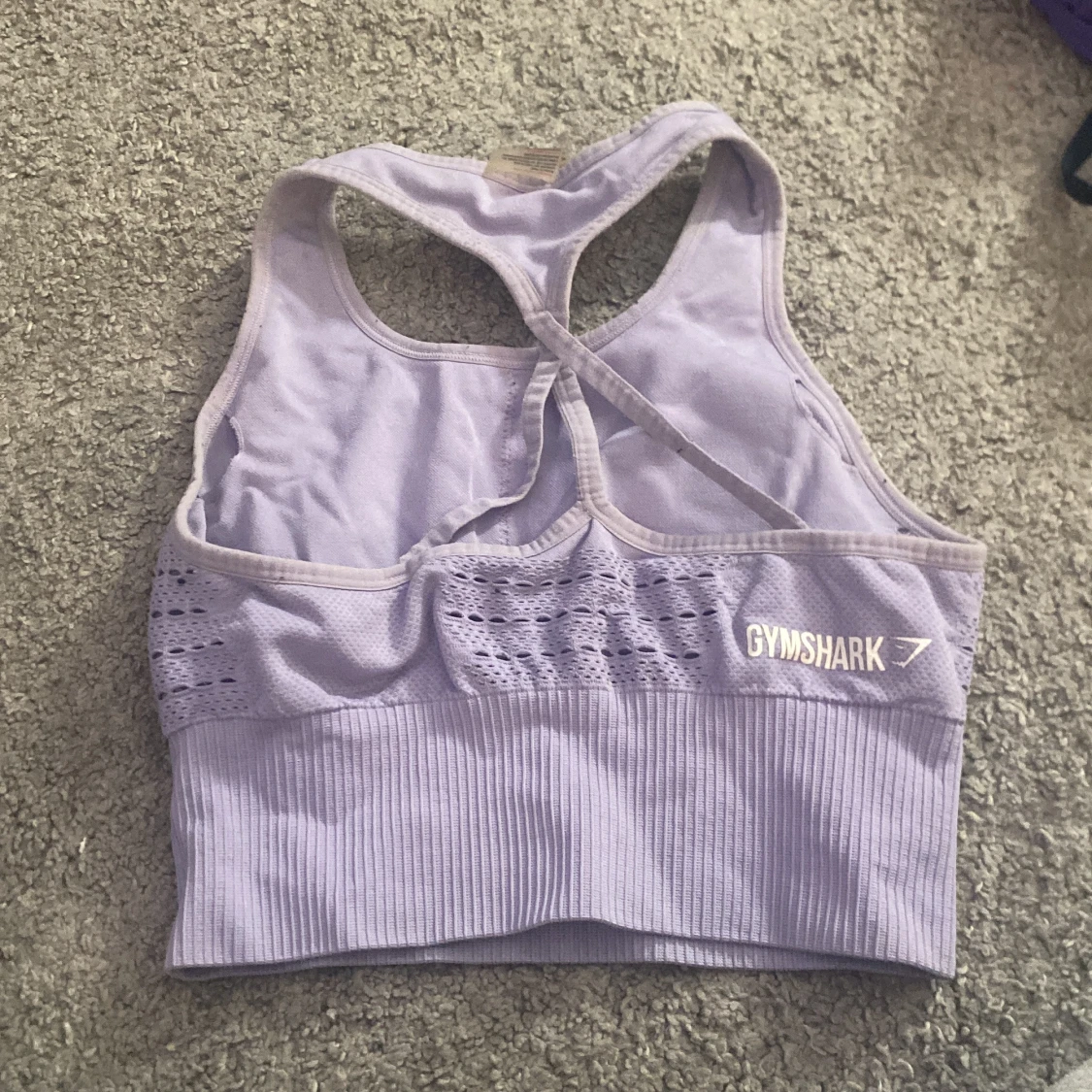 Ljuslila sporttopp från Gymshark - 90