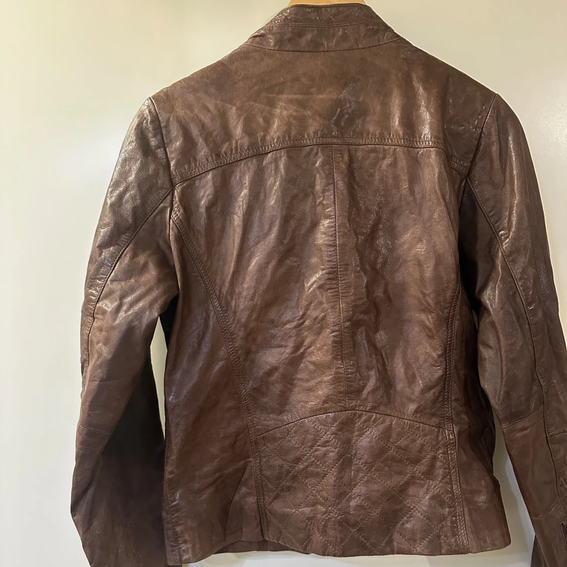 Brun skinnjacka från Collusion - 90