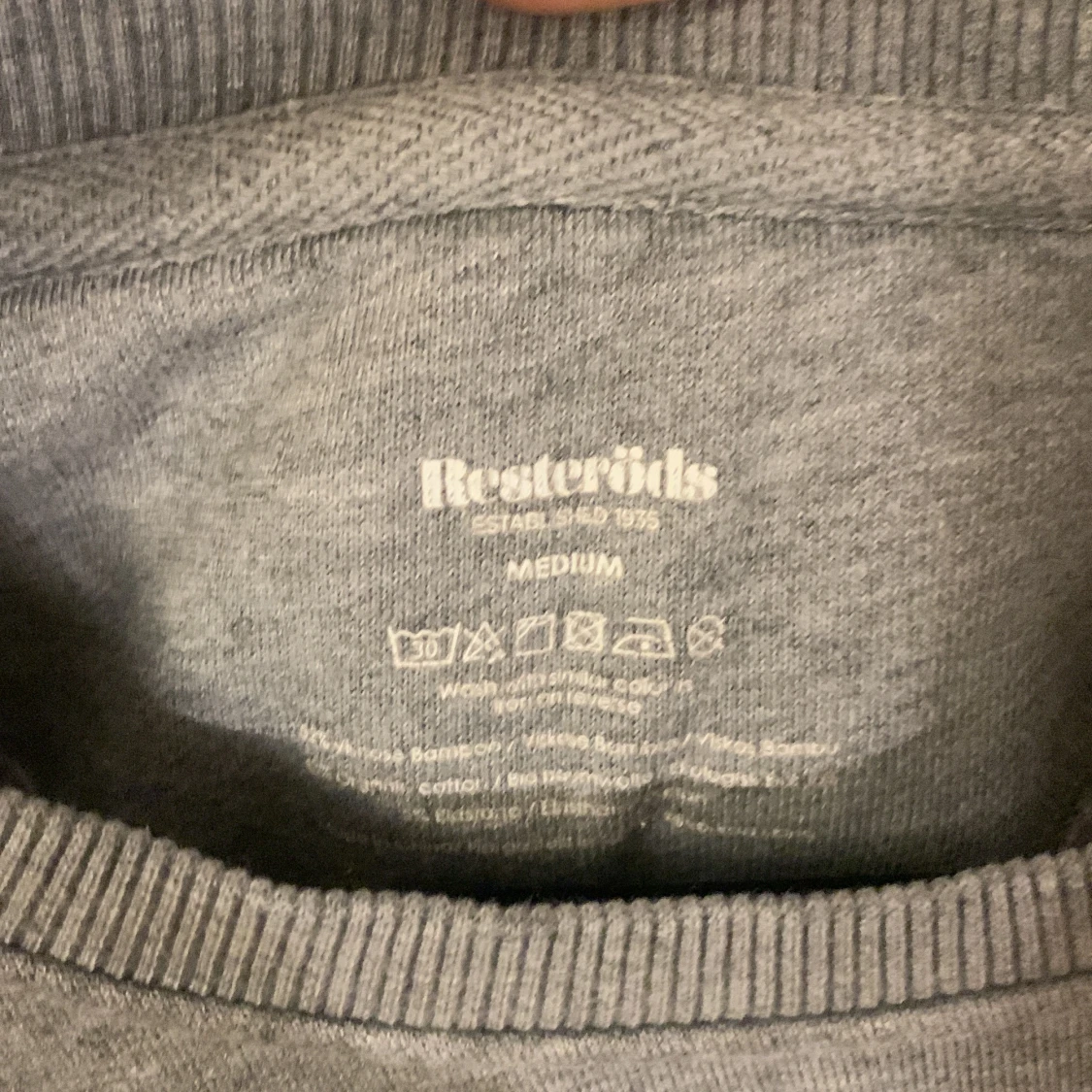 Grå tröja från Resteröds - 91