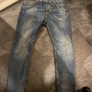 Dondup jeans - Skriv om frågor 