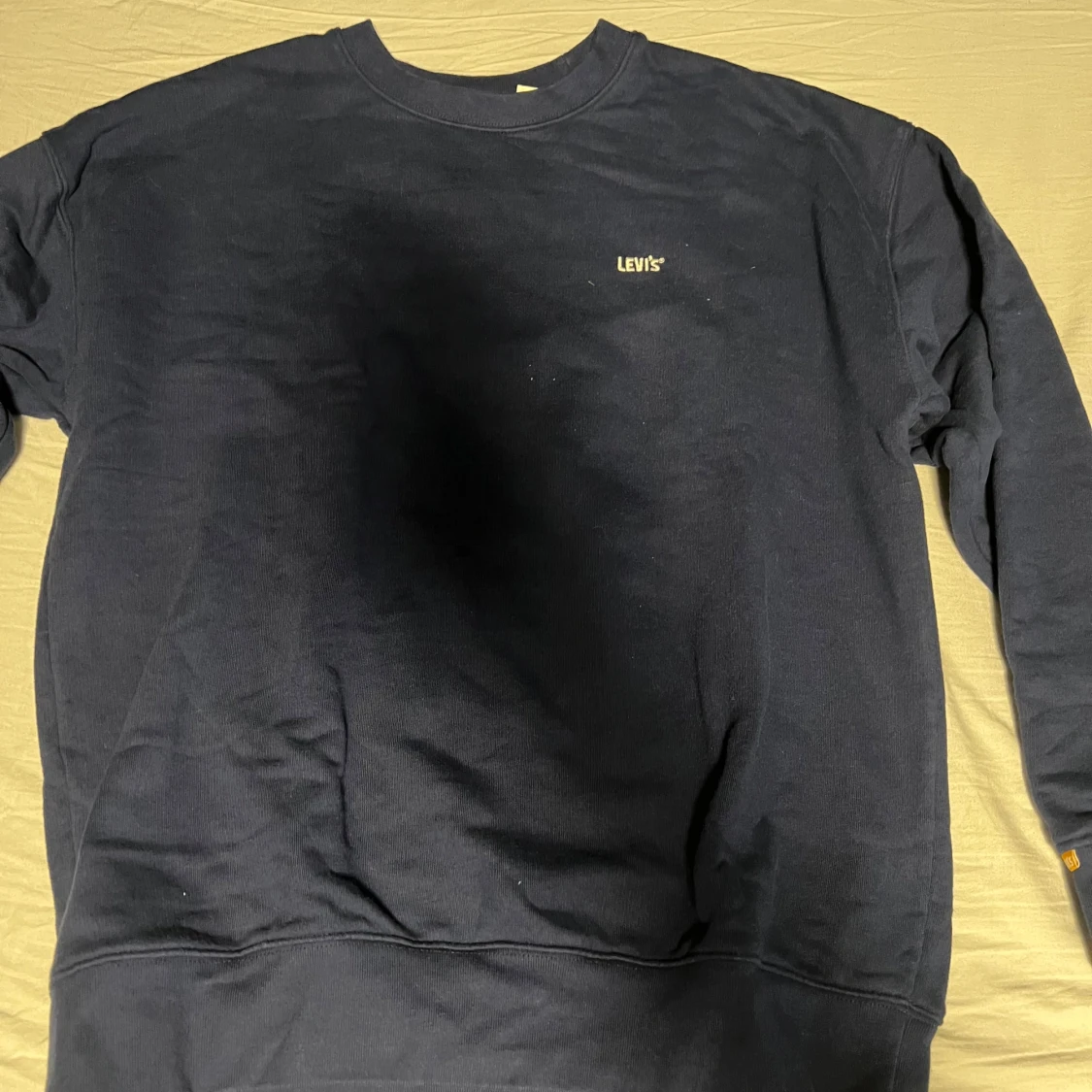 Mörkblå sweatshirt från Levi's