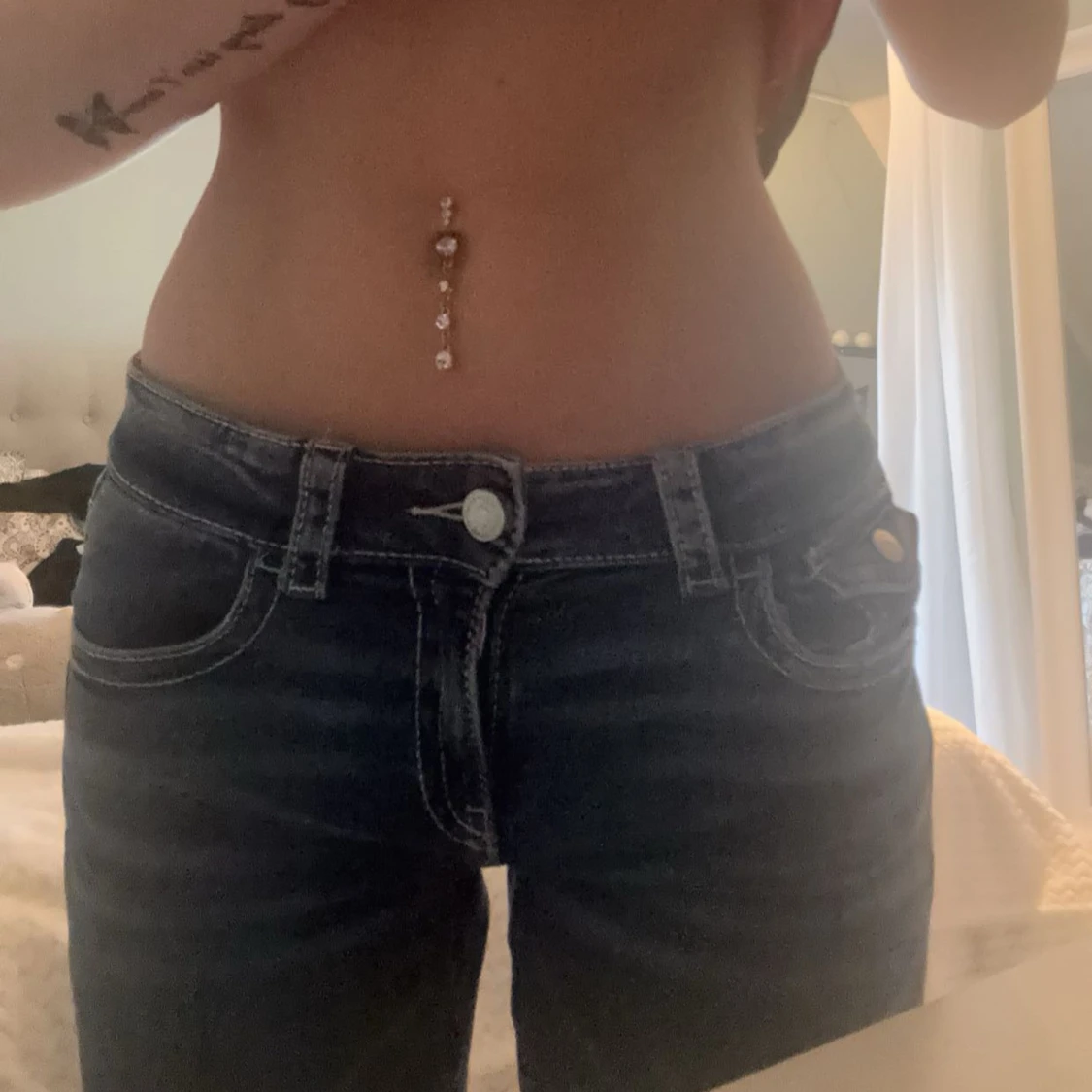 Blå jeans från Gina Tricot - 1