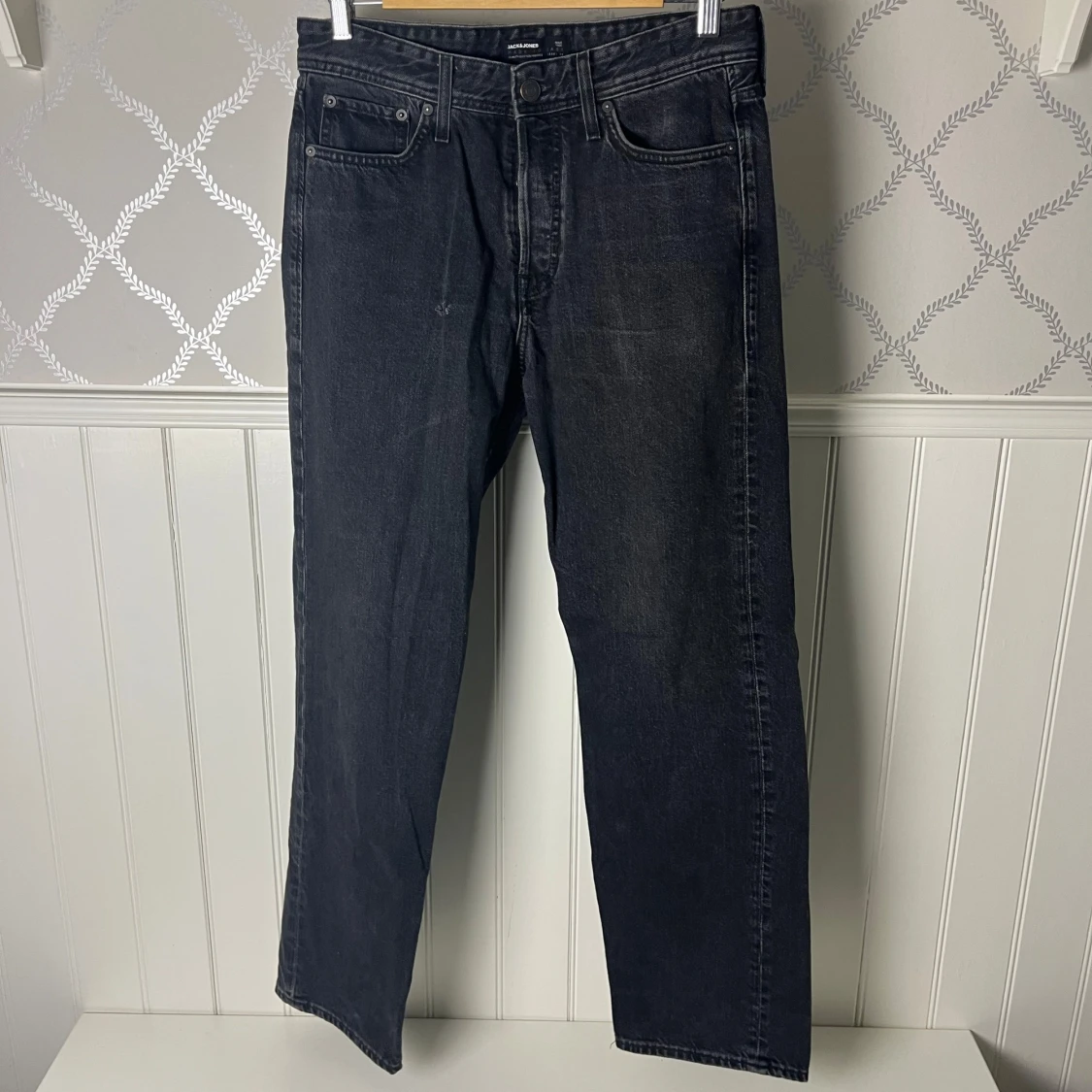 Svarta jeansbyxor från Jack & Jones