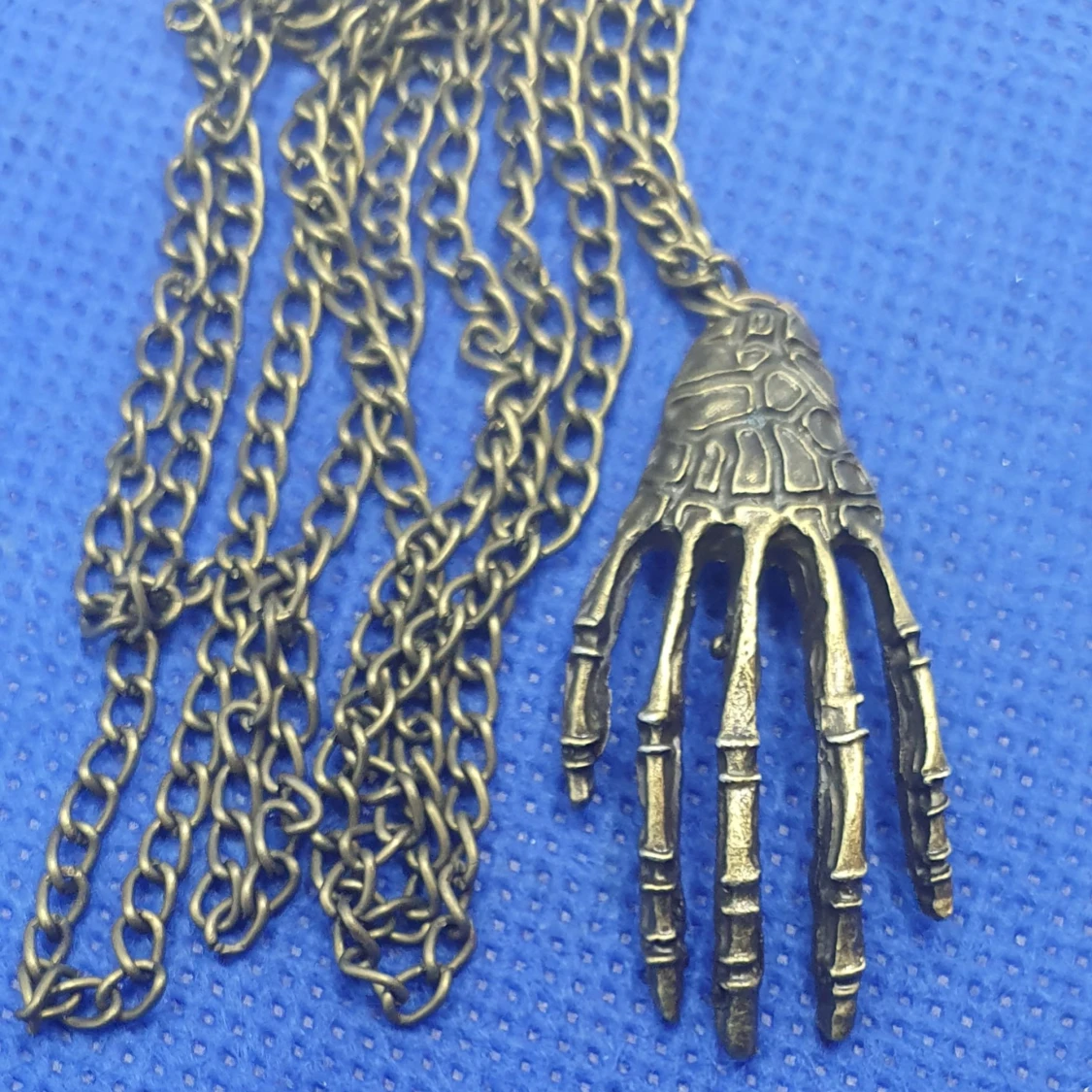 Halsband - Skeletthand - 92