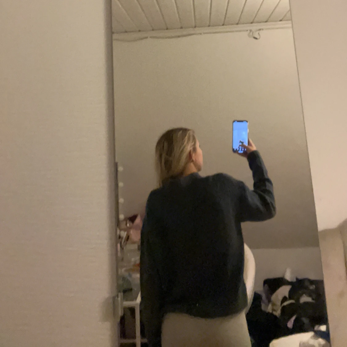 Blå stickad tröja  - 90