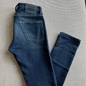 Jacob Cohen - Jacob Cohen jeans i fint skick