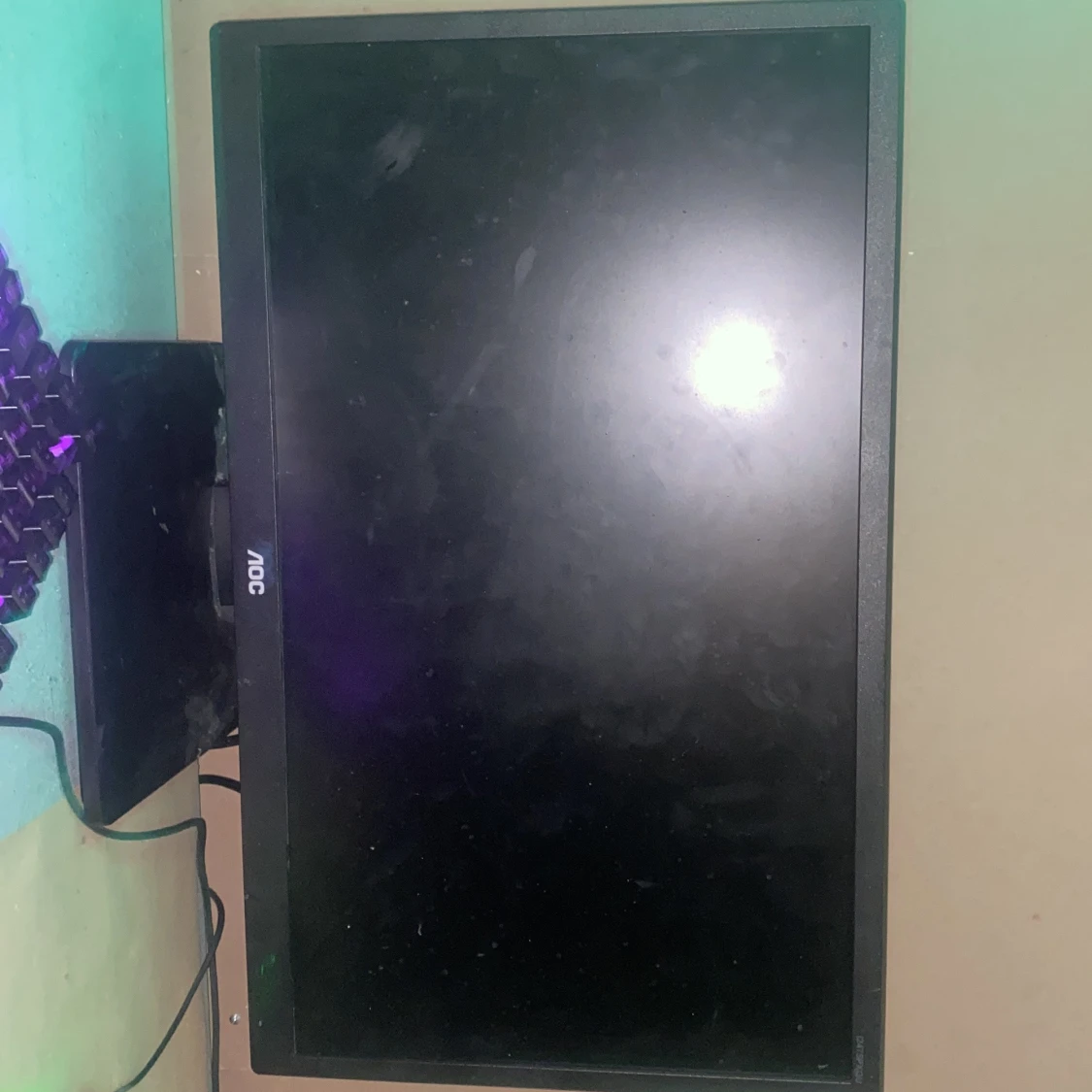 Säljer monitor 60hz