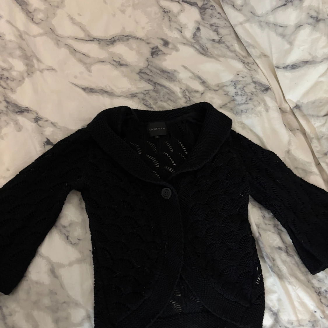 Svart stickad kofta från Stockh LM
