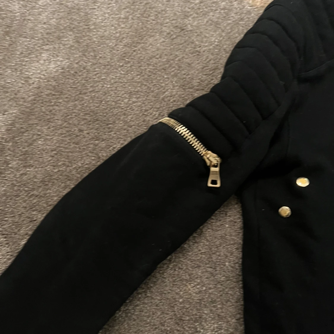 Svart hoodie från Balmain - 92