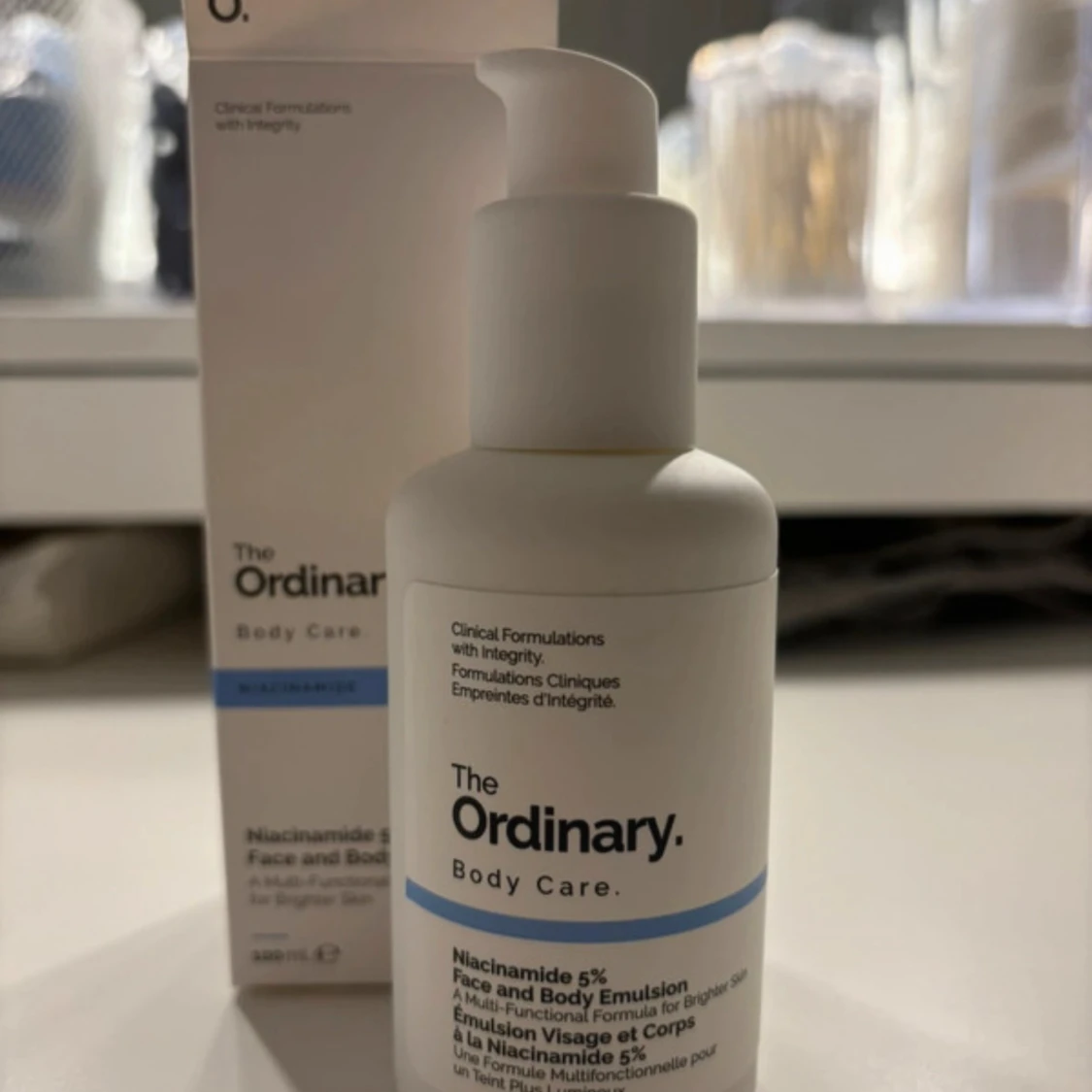 Niacinamide 5% Face and Body Emulsion från The Ordinary - 90