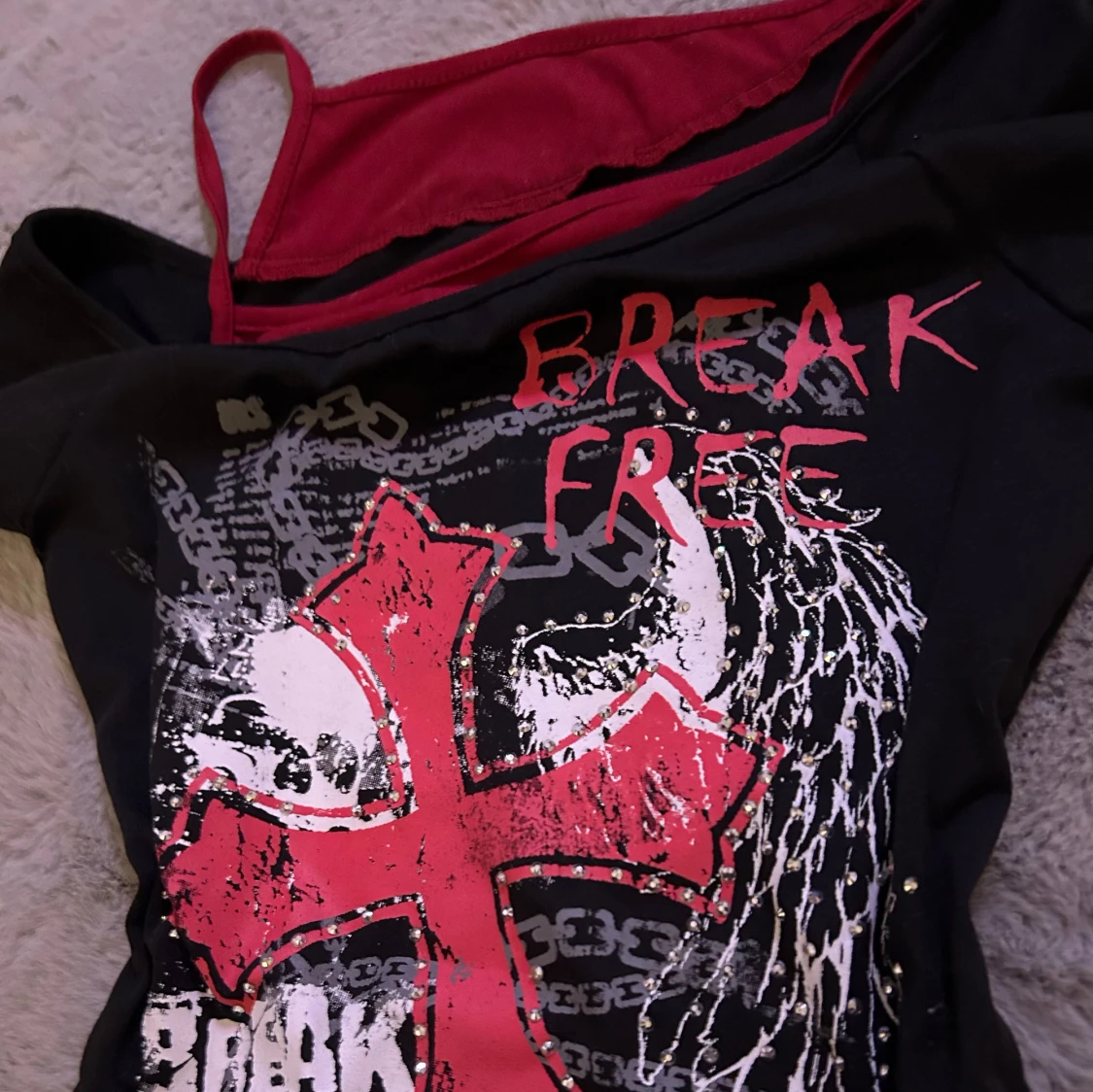 Svart topp med tryck - 90