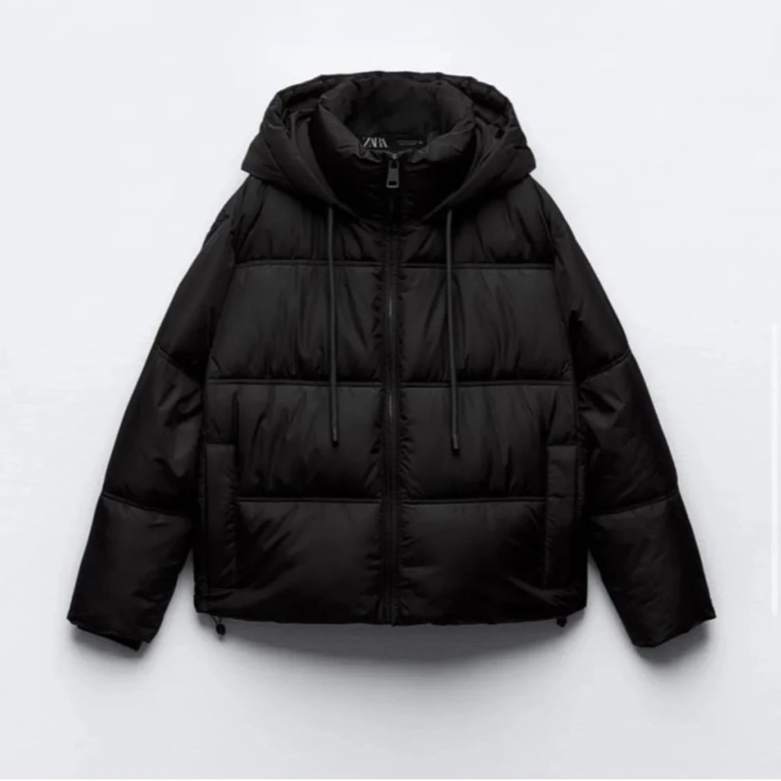 Svart pufferjacka från Zara