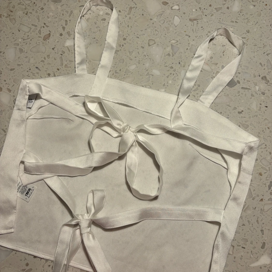 Vit linnetopp satin från ASOS Design - 90