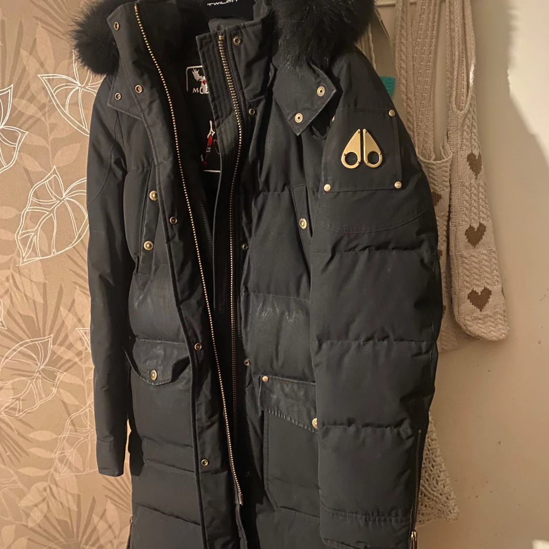 Svart dunjacka från Moose Knuckles - 91