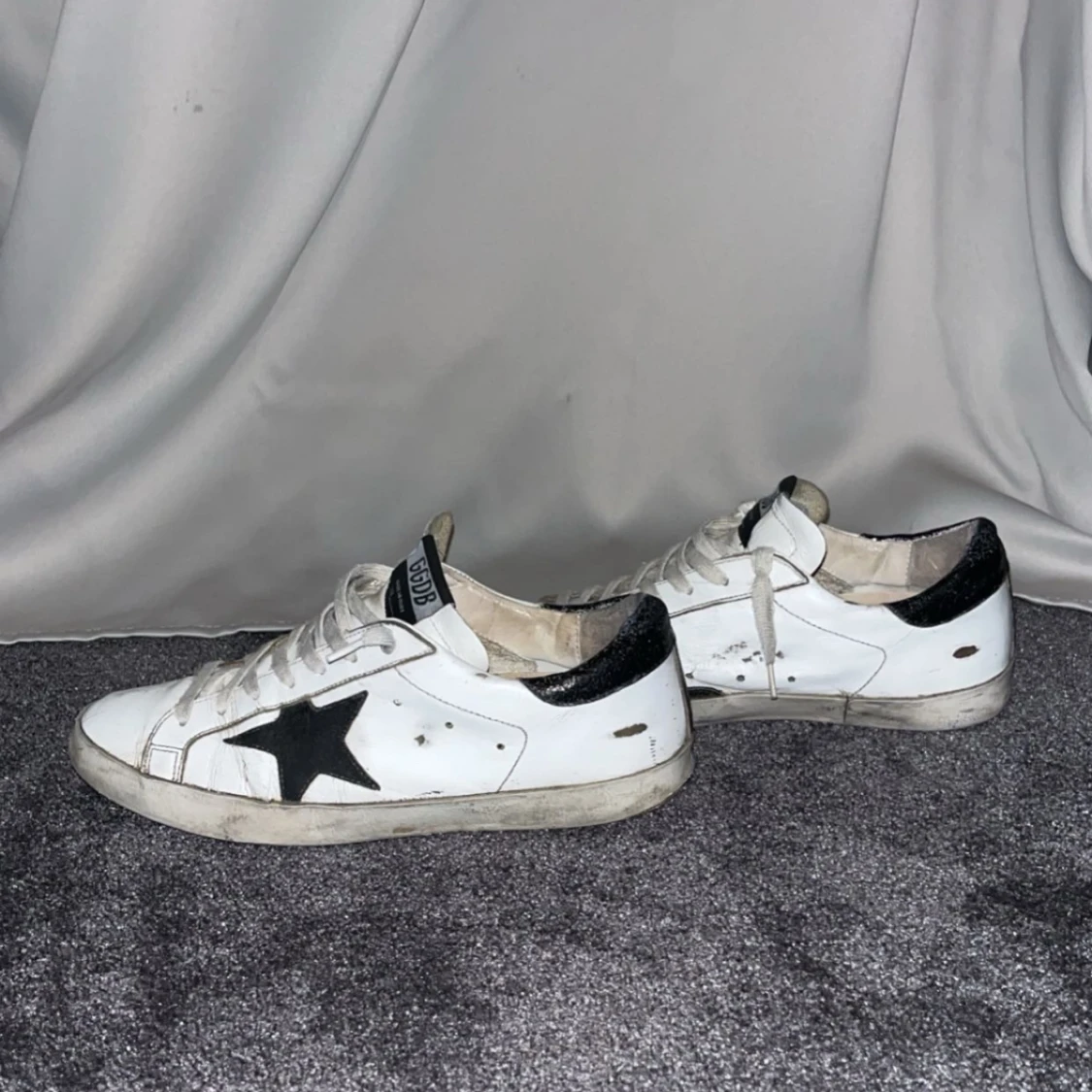 Golden Goose  - 90