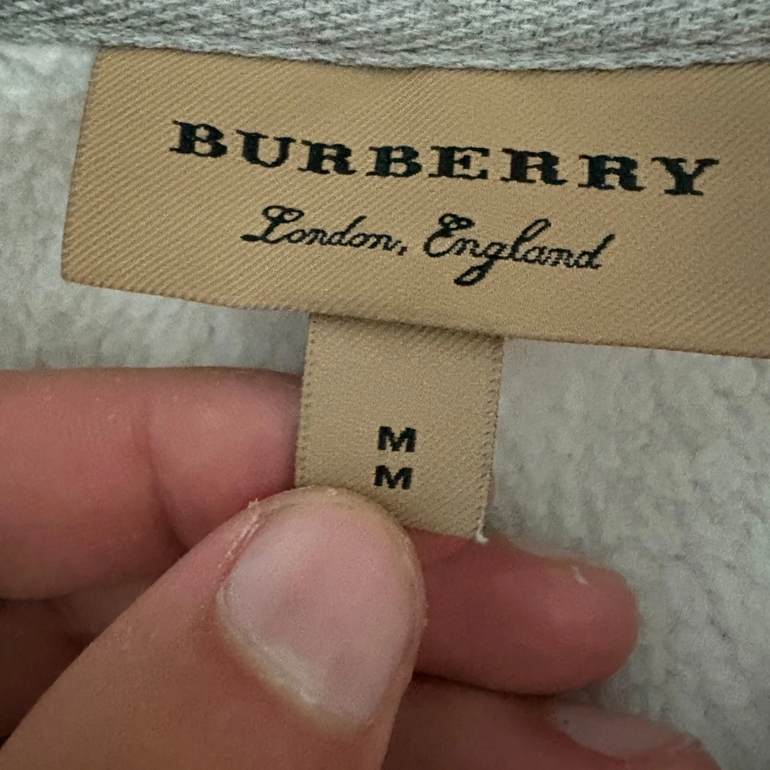 Äkta burberry hoodie  - 90