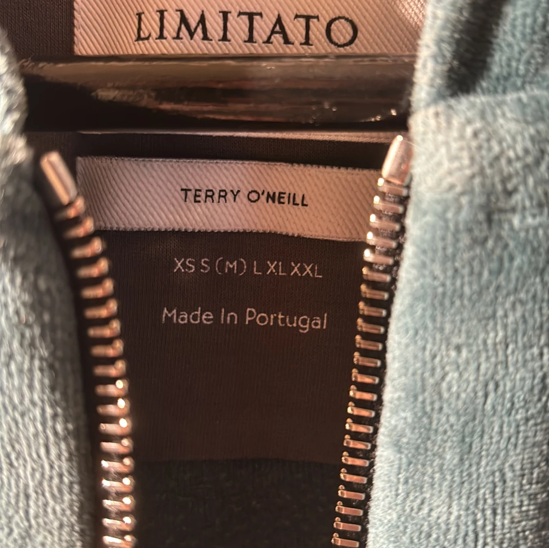 Limitato hoodie size M - 92