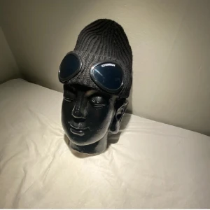 Cp company mössa - Cp company mössa använd ett år  Skick:8/10 