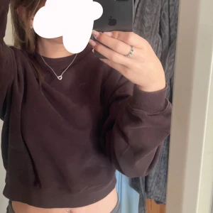Bikbok tröja - Supermysig tröja från bikbok, storlek S🩷 Säljer då den inte kommer till användning, använd max 5 gånger!  Nypris 399