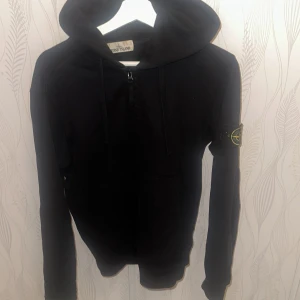 Stone island hoodie - Storlek M