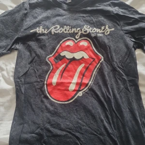 The roling stones tshirt - Tshirt, bra skick