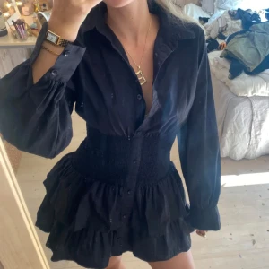 Klänning  - SUPERSNYGG VERKLIGEN!!