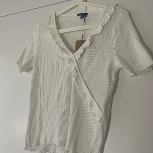 Tröja  - Köpt på Sellpy, inga defekter 