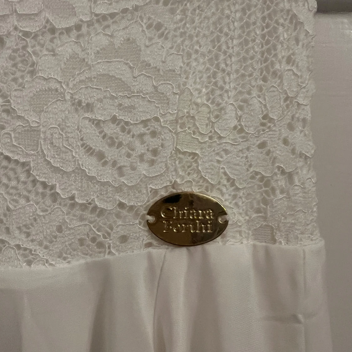 Vit spetsklänning från Chiara Forthi - 4