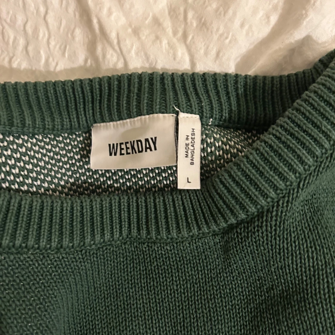 Weekday tröja  - 90