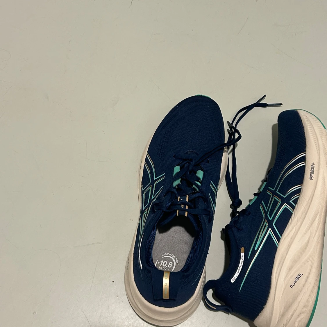 Asics löparskor Nimbus 26  - 93