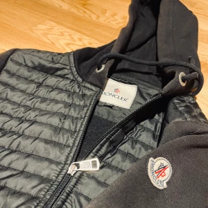 Cardigan / tunn jacka - Storlek s Pris kan diskuteras vid snabb affär