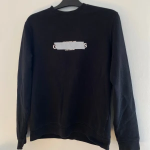 Tröja - Svart tröja från H&M