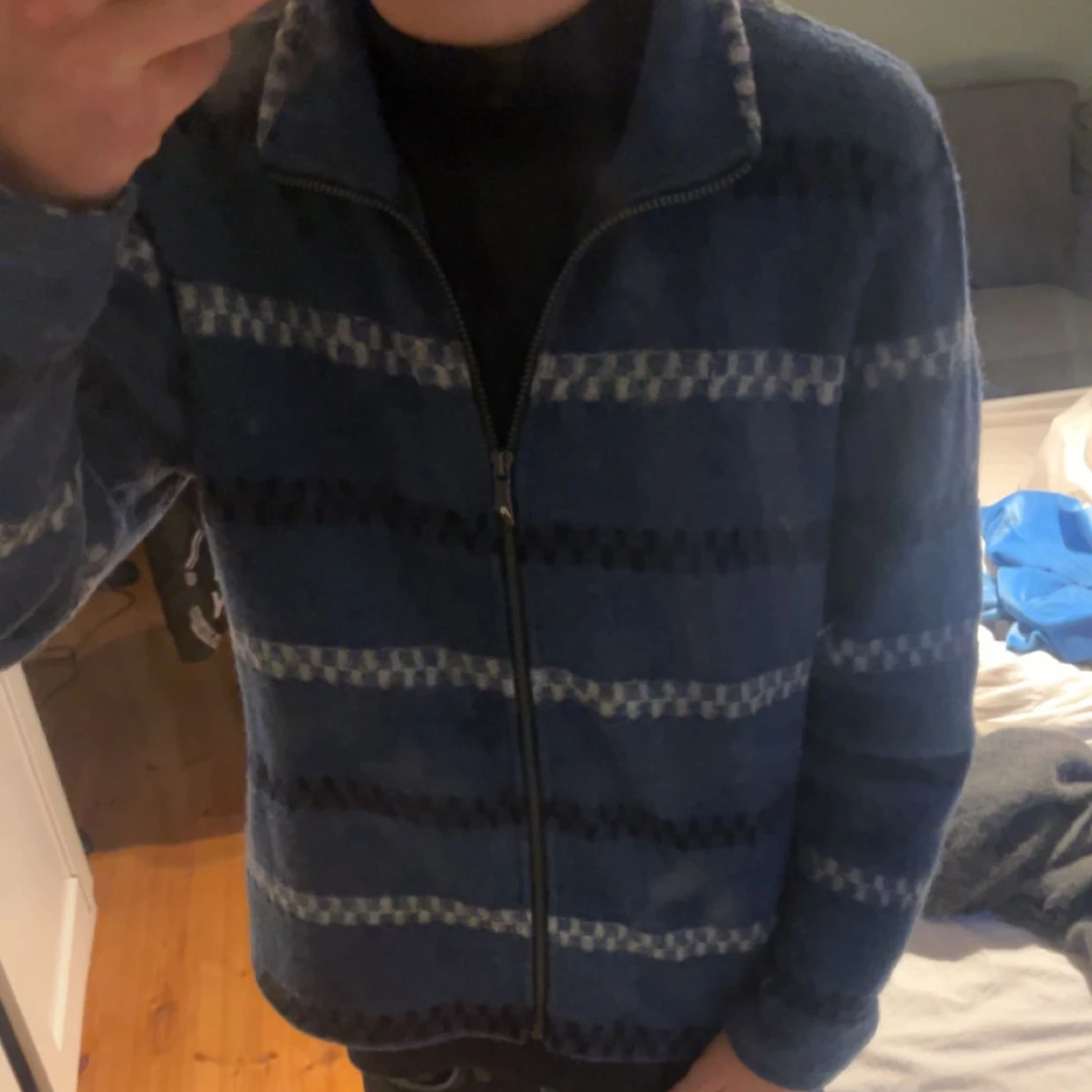 Blå randig kofta - 90