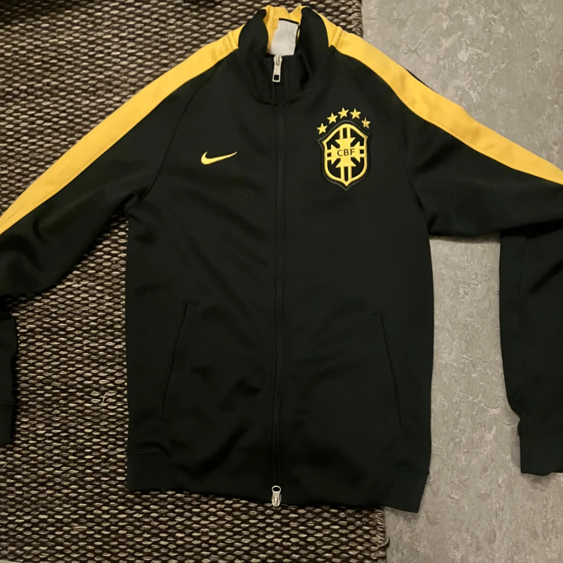 Nike x Brasil tröja - 90