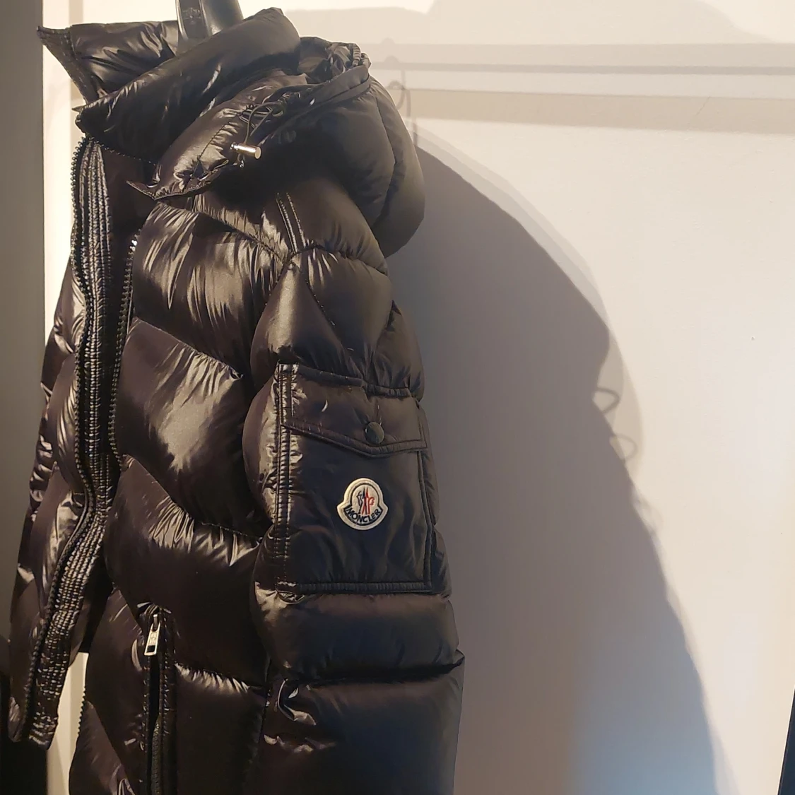 Svart Moncler Maya - 90