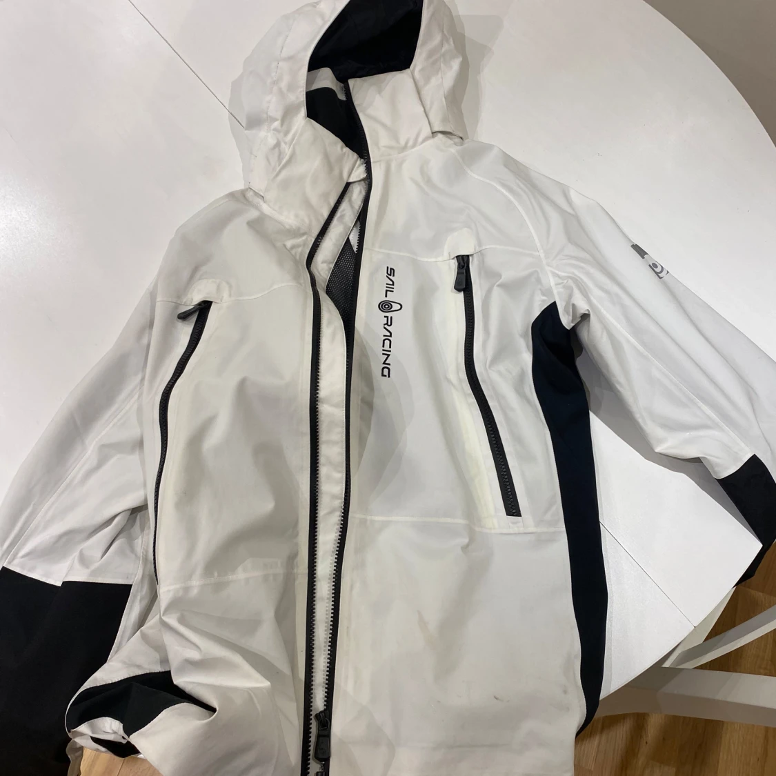 Vit jacka Sail Racing