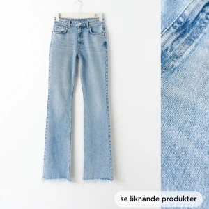 Ljusblå jeans med bootcut -  bootcut jeans från hm!