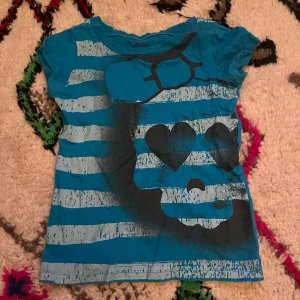 Baby tee  - Söt blå baby tee. Inte användt så mycket.❤️