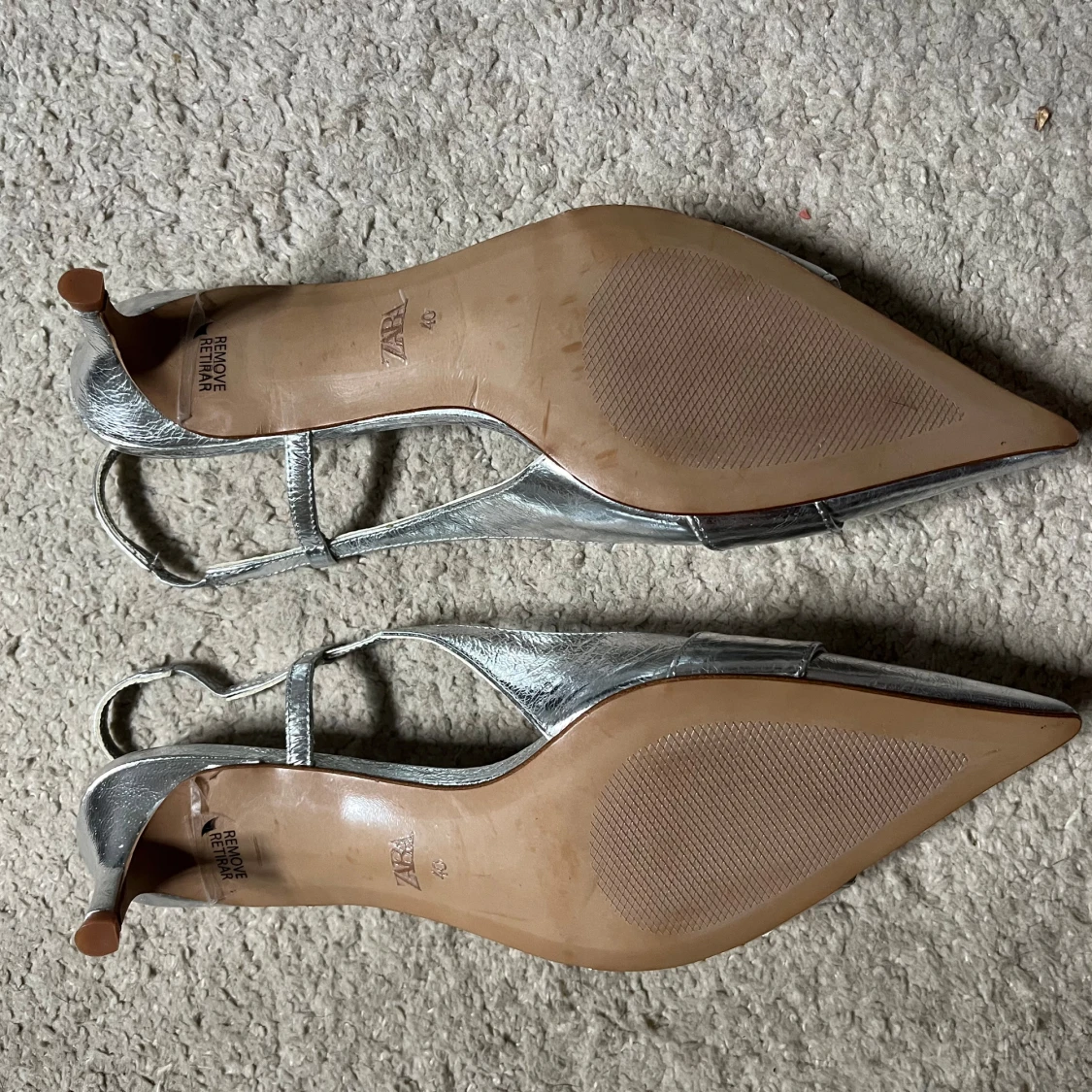 Chrome kitten heels  - 92