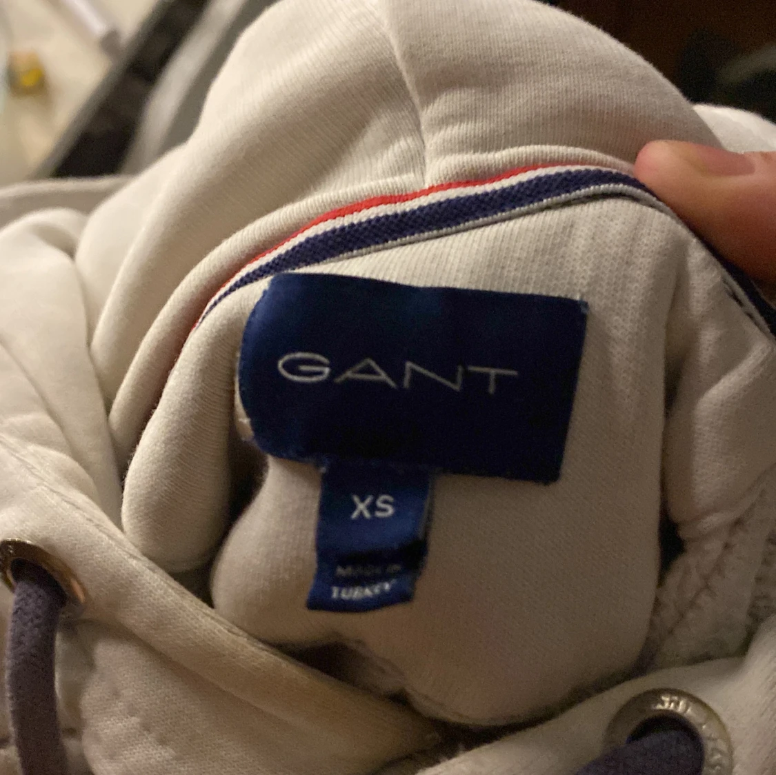 Vit hoodie från GANT - 90
